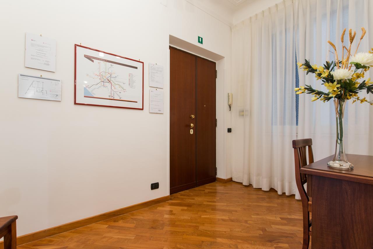 Maison Velia Appia Roma